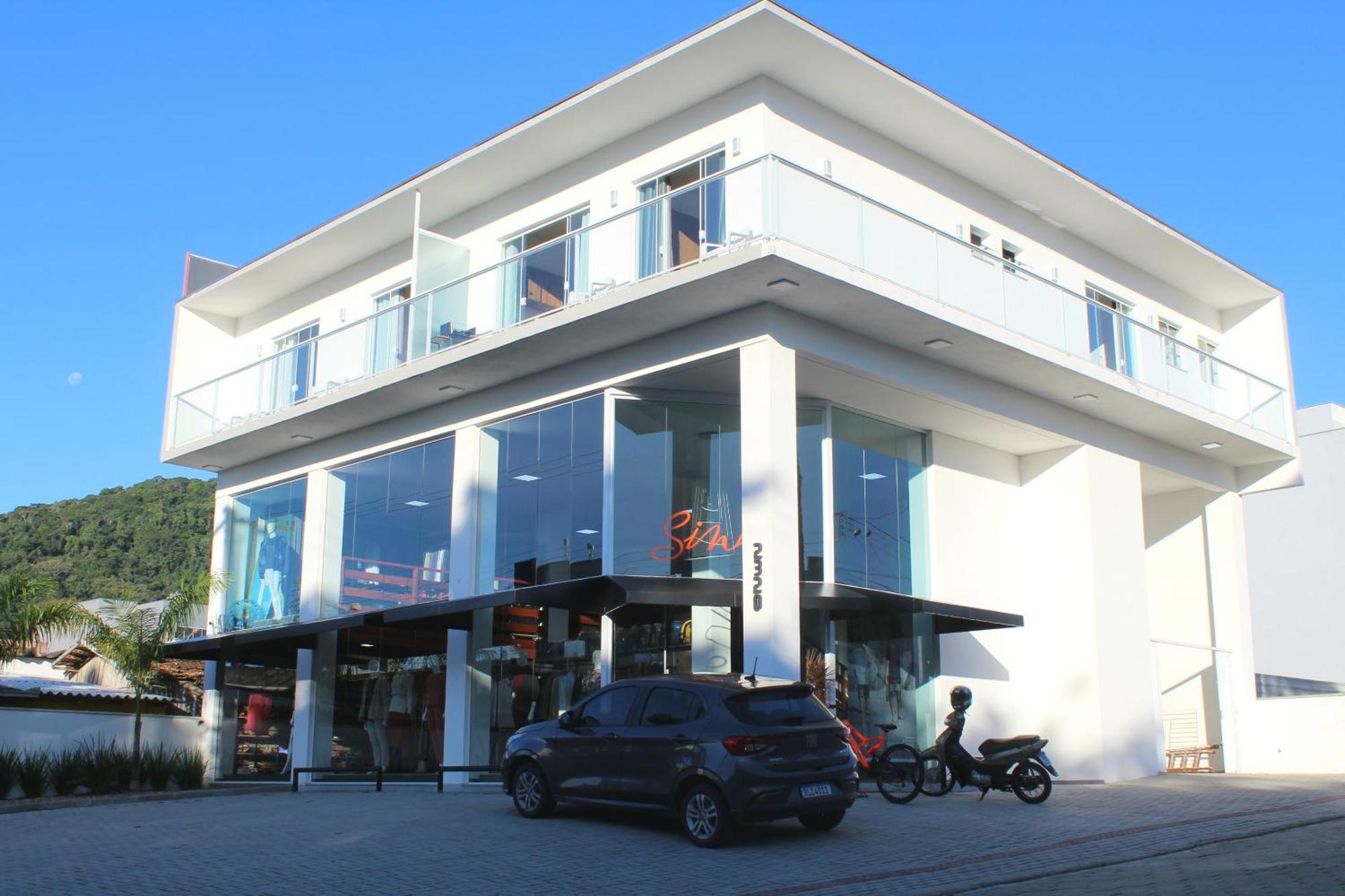 Apartment Sinha *